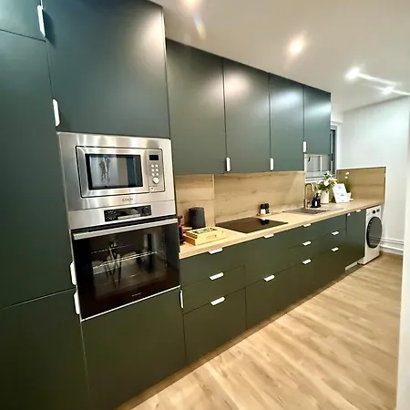 In Bercy Close To Metro 6 8 Paris